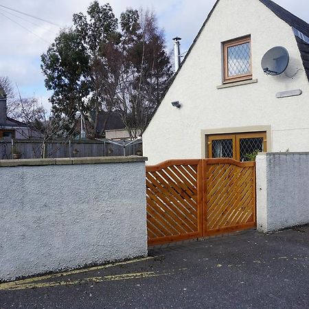 Cherrytree Cottage Inverness Luaran gambar